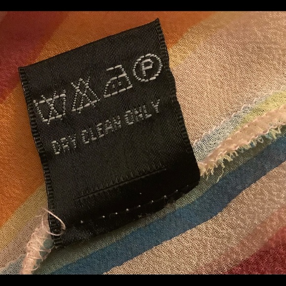 PIANO - Women's semi-transparent vintage blouse size small 100% silk. - Picture 8 of 8